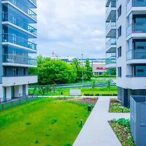 https://high-standard-studio-city-center-free-parking.warsawhotelspoland.com